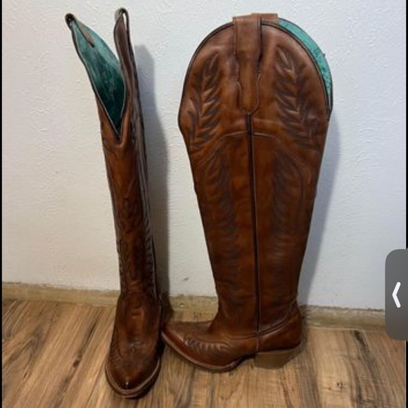 Women’s knee high Corral boots - Picture 2 of 5